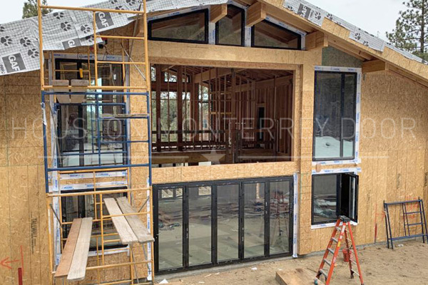 Modern Windows with Massive Entrance of Natural Light