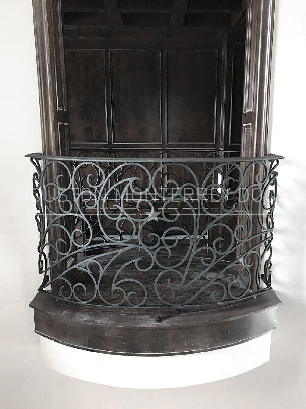 Traditional Wrought Iron Railings